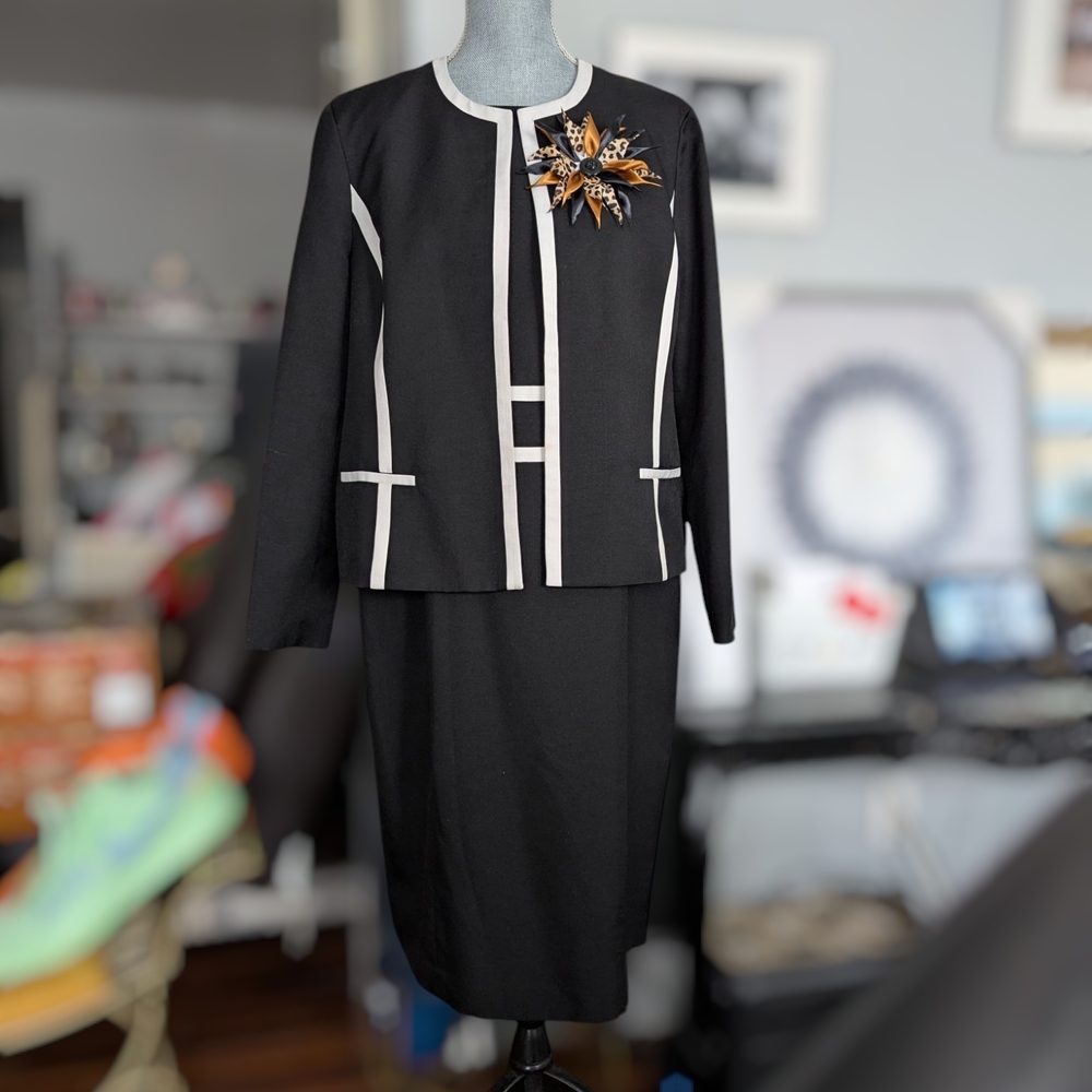 Black Label Elegant Plus Size 2 piece Suit Jacket/Dress